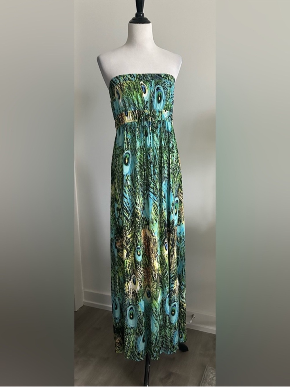 🦚M Strapless Peacock Print Maxi Dress - Green blue yellow